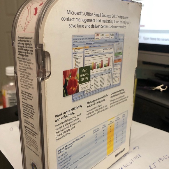 Microsoft Office Small Business suite Upgrade 2007 complete - Picture 8 of 8